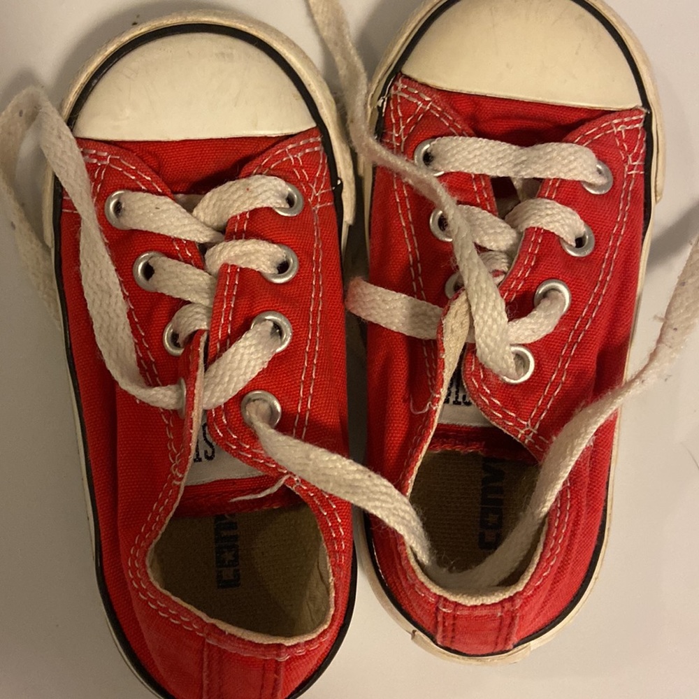 Red toddler converse - Picture 3 of 3